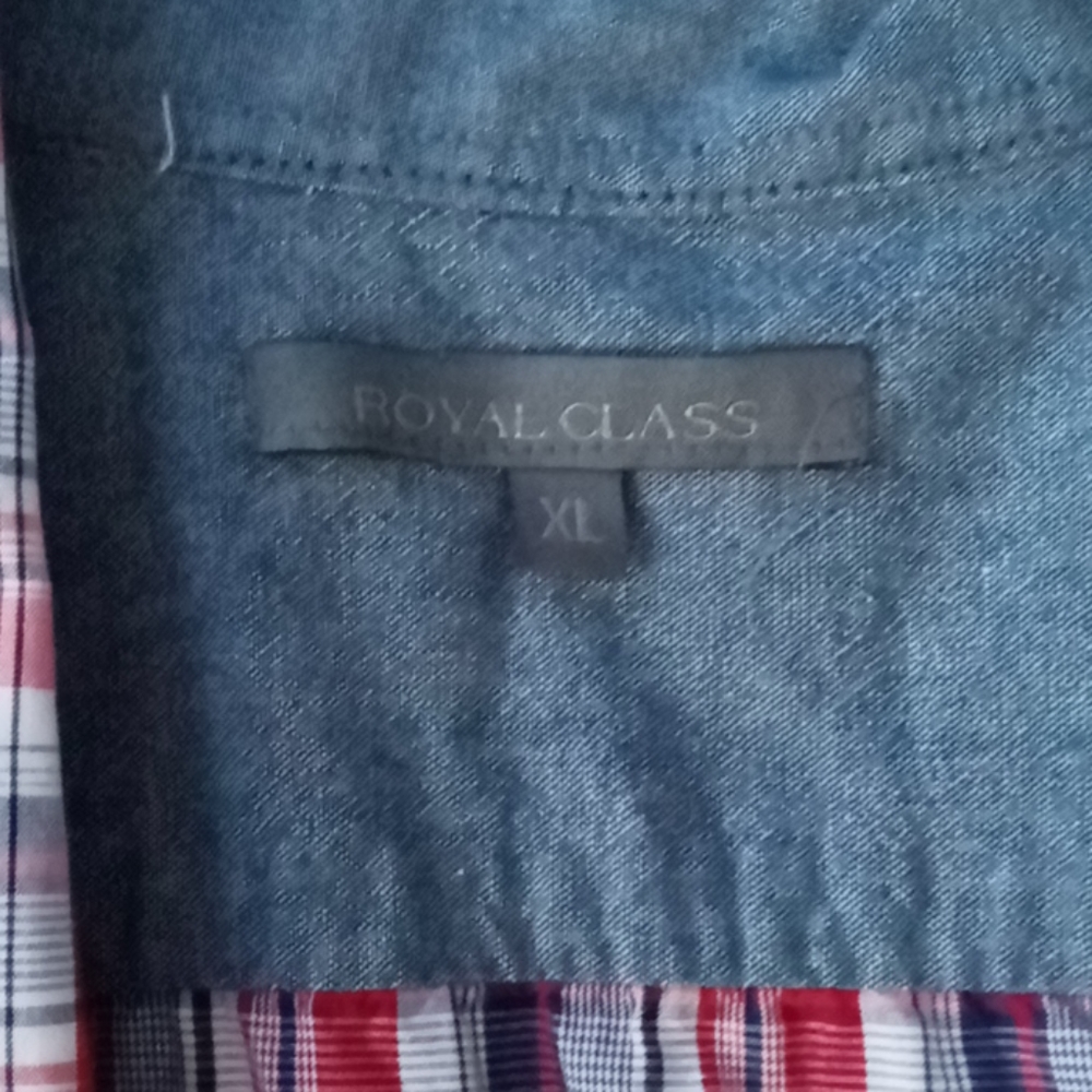 2 shirts - Picture 4 of 6